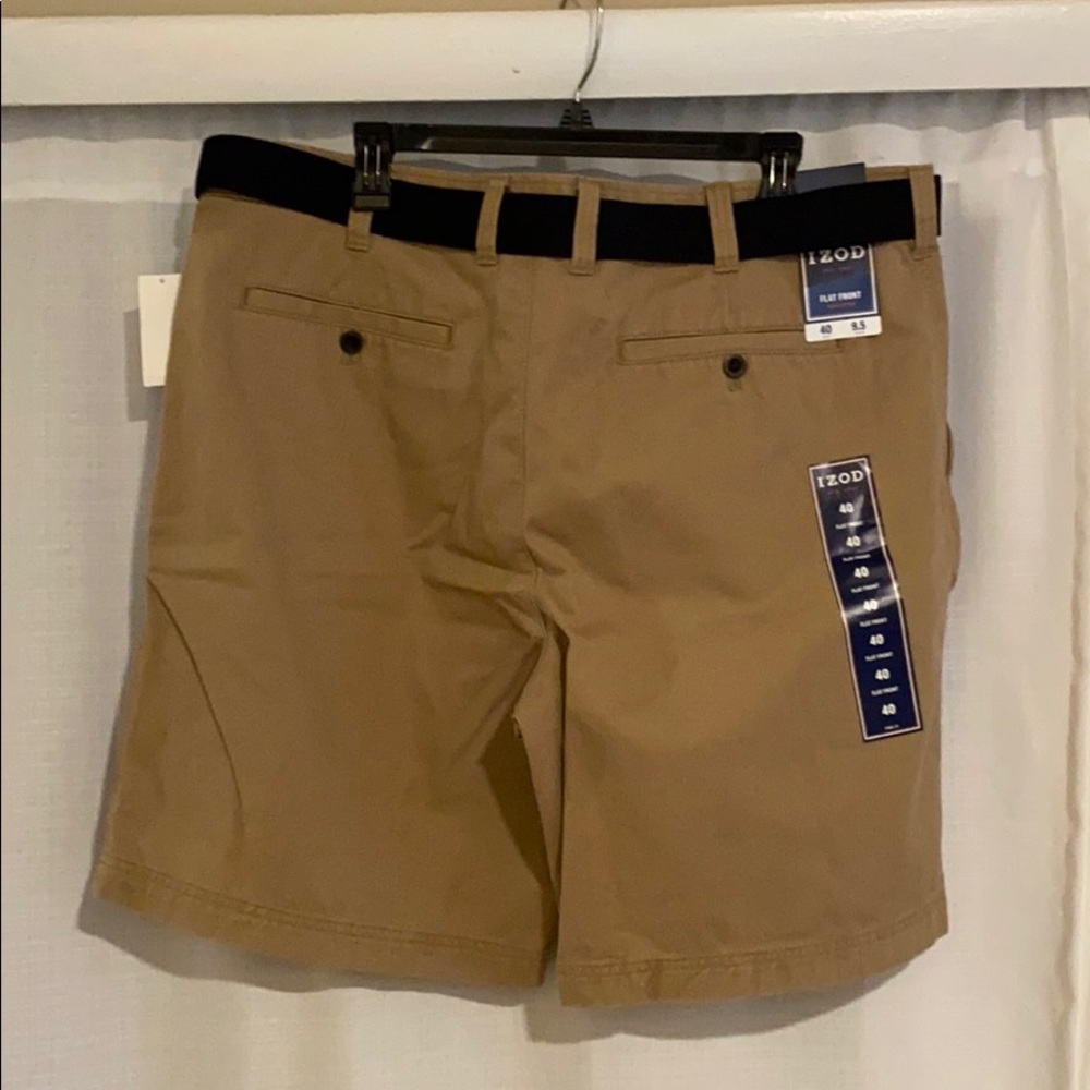 Izod Shorts with belt!